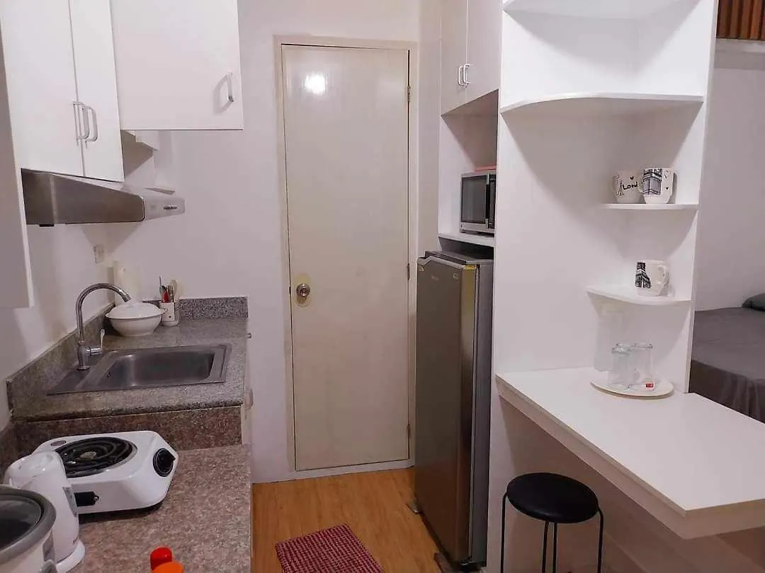 Cozy 1 Bedroom Unit At Arezzo Place Davao